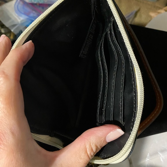 Fossil Wristlet Coated Canvas‎ Striped Red Black - Picture 3 of 4